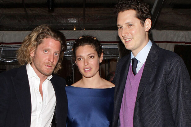 Eredità Agnelli, quadri e gioielli spartiti, la fittizia residenza della nonna e il trust alle Bahamas 11