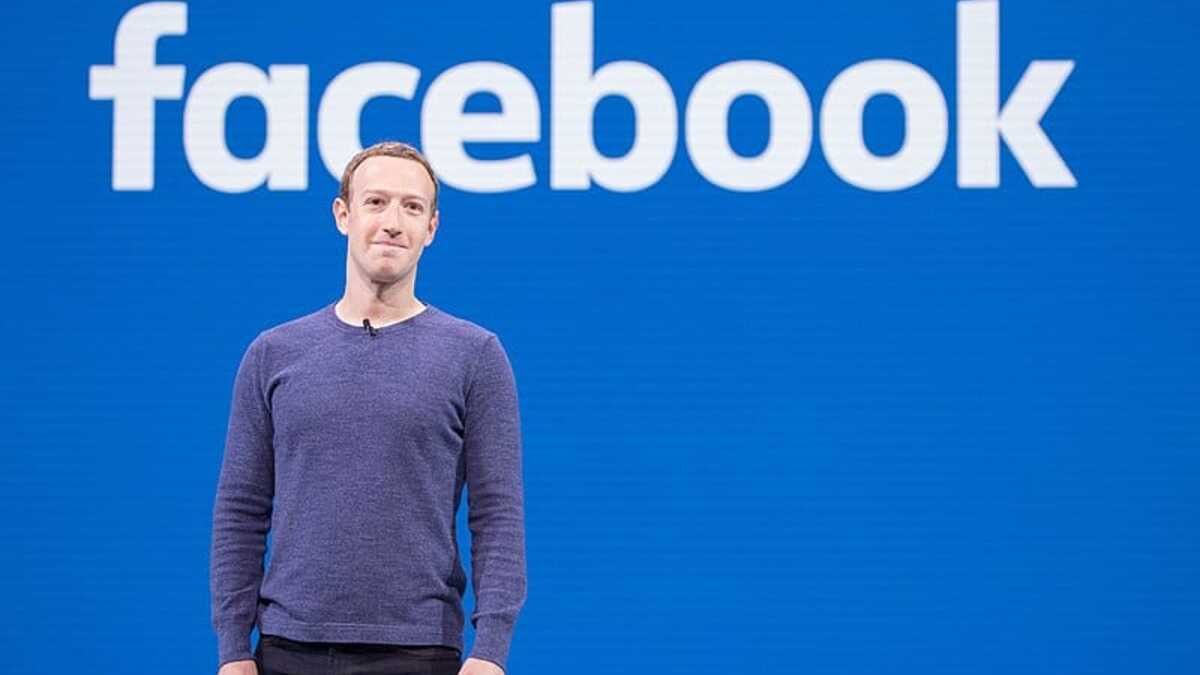 Facebook compie 20 anni: come il social network è diventato un luogo di ritrovo per 50enni 1