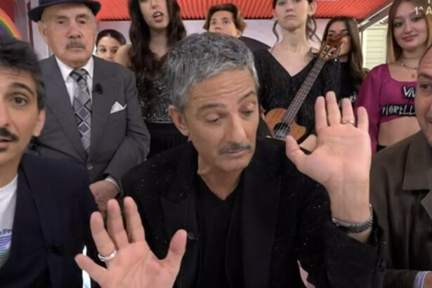 Fiorello sta per svelare la sede di Viva Rai 2!: "Ci siamo quasi" 13