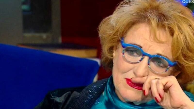 Fioretta Mari: “Molestata 30 volte ma non ho denunciato. Oggi invece sono una guerriera” 3 fioretta mari