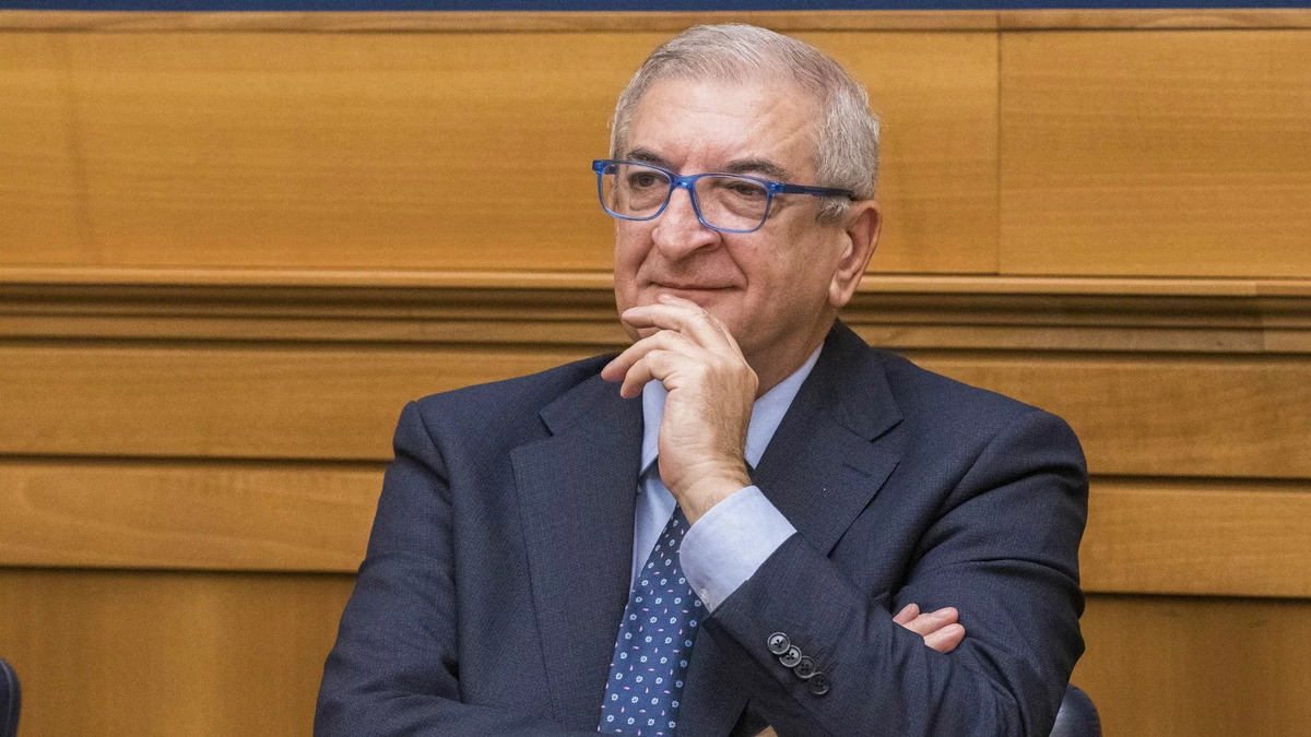 Tommaso Foti Ministro degli Affari europei, Meloni: "Politico esperto e capace" 15