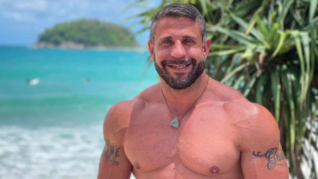 Prof Ruggero Freddi: “Da ex pornoattore alla cattedra di matematica: ho vinto contro La Sapienza” 3