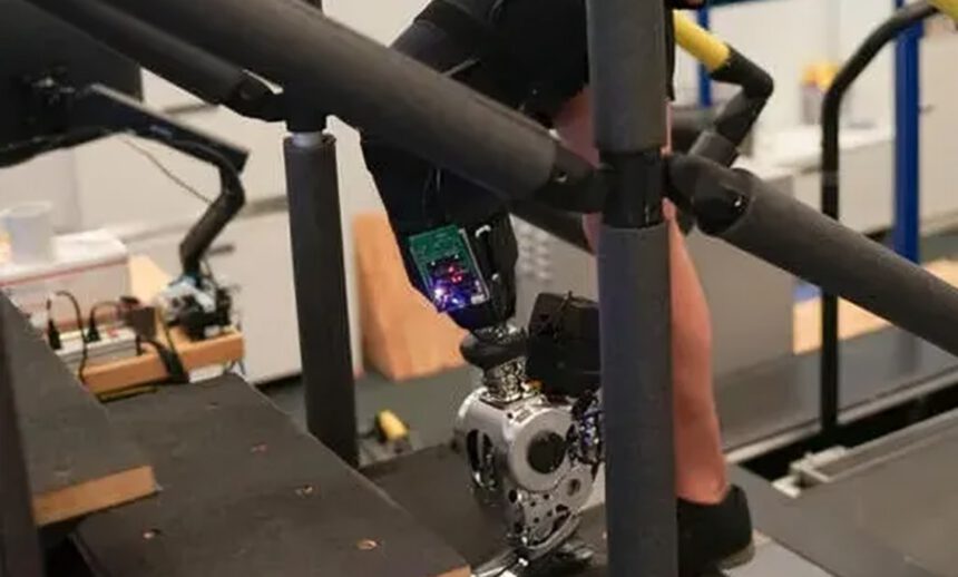 La gamba bionica controllata dal cervello: 7 pazienti amputati cammio come prima 1