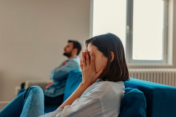 Gelosia retroattiva, quando il passato del partner ci ossessiona 21