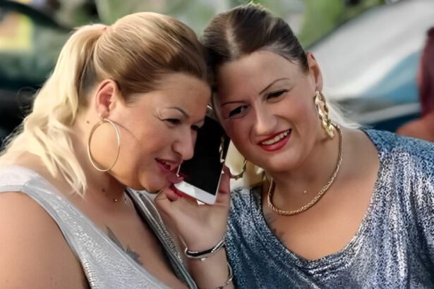 Ancora guai per le gemelle di "Un gatto in tangenziale": sequestrati 110mila euro 11