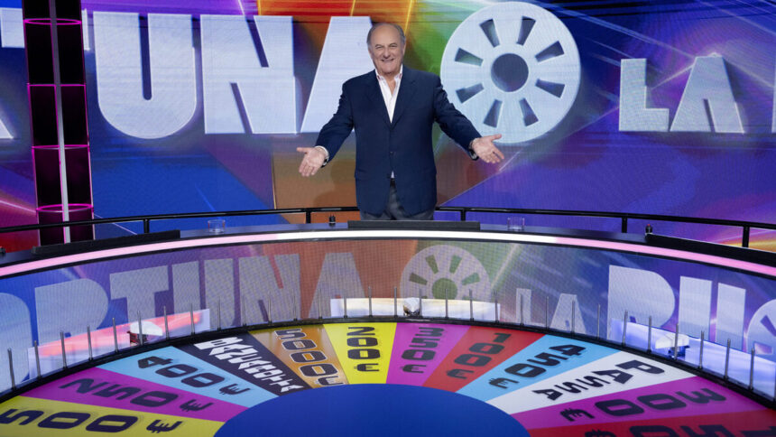 Gerry Scotti torna con La ruota della fortuna: "La Rai non mi ha mai contattato. Piersilvio? Mi lascerebbe fare Sanremo" 1