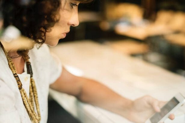 Ghosting e orbiting: cosa sono e che problemi causano in chi li subisce 17