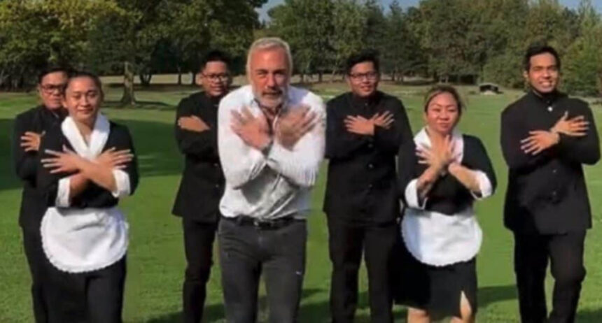 Lo staff difende Gianluca Vacchi: "La colf è invidiosa, lui dopo le sfuriate ci chiedeva scusa" 1