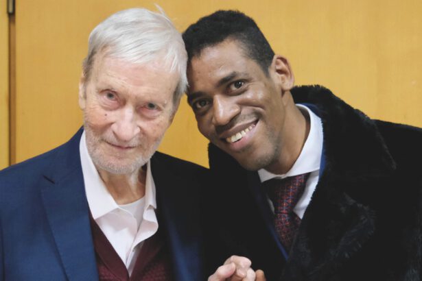 Gianni Vattimo, perché l'eredità va alle cugine e non al compagno? 12