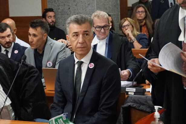 Gino Cecchettin dopo la prima udienza: "A novembre una serata per ricordare la mia Giulia" 11