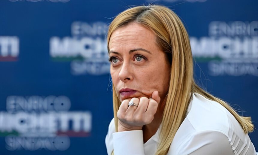 Meloni apre al salario minimo: "Incontrerò le opposizioni". Ecco i motivi del dietrofront 1