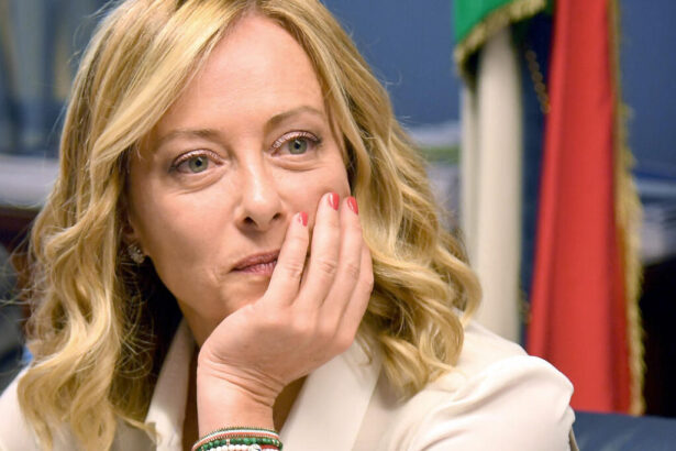 Cosa farà Giorgia Meloni per la pace: quando è previsto il viaggio in Libano? 9