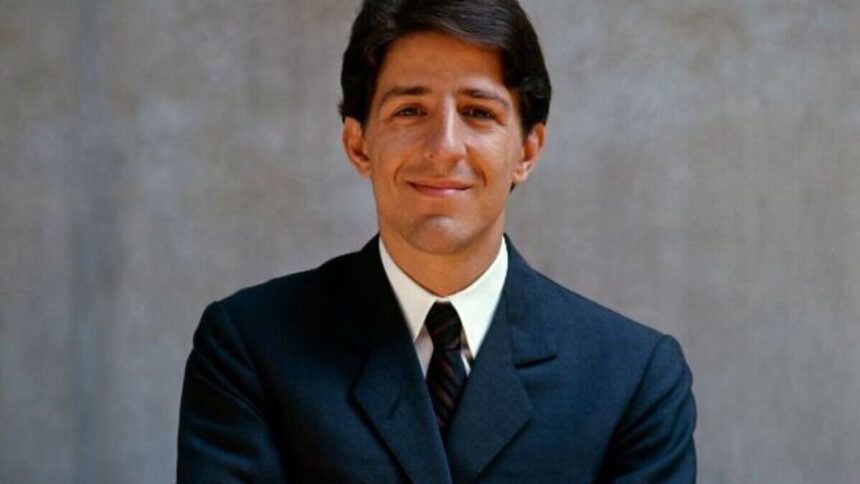 Giorgio Gaber, il documentario a 20 anni dalla scomparsa: "Un artista unico, un uomo libero" 2 Giorgio Gaber, il documentario a 20 anni dalla scomparsa: "Un artista unico, un uomo libero" 1