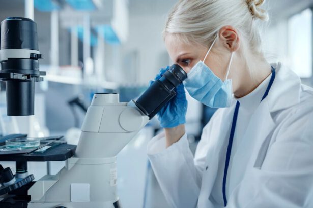 HIV, paziente guarisce dopo trapianto di staminali del midollo osseo per curare la leucemia 9