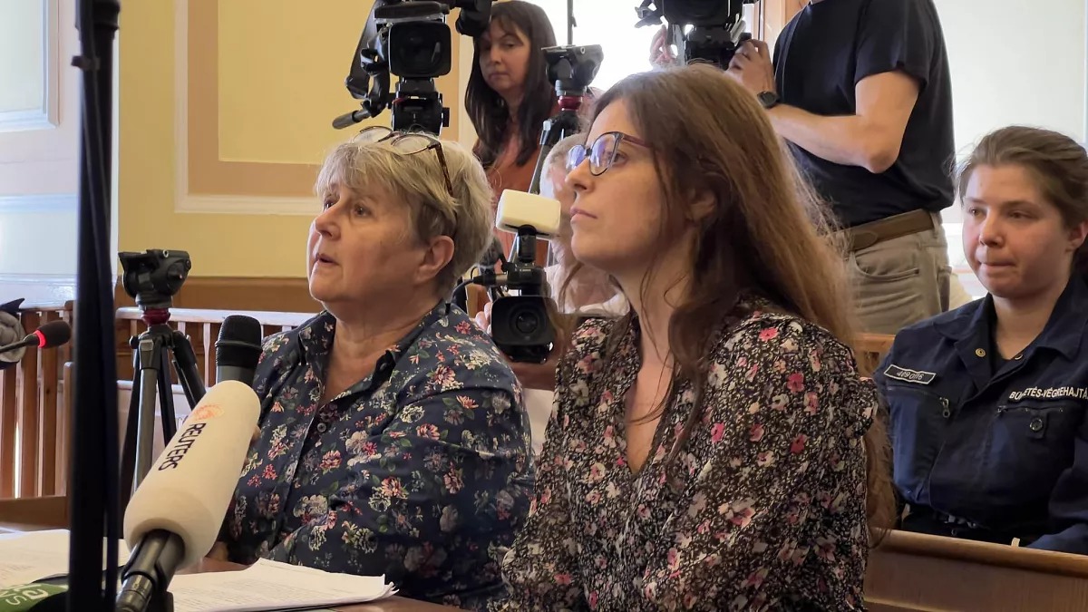 Ilaria Salis andrà ai domiciliari: accolto il ricorso dal tribunale. Dove sarà trasferita? 13