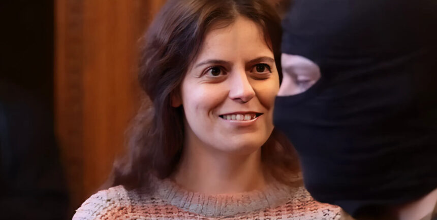 Ilaria Salis alle Europee: "Aiuterò chi vive un'ingiustizia come la mia, nessuno deve essere lasciato solo" 1