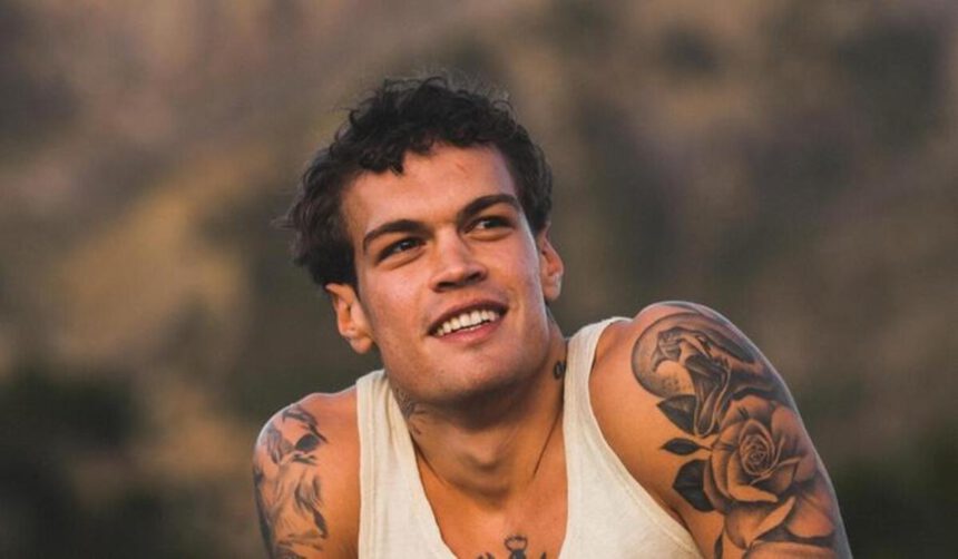 Blanco è il più giovane artista a esibirsi in uno stadio: "Innamorato di voi, siete la mia famiglia" 2 Blanco è il più giovane artista a esibirsi in uno stadio: "Innamorato di voi, siete la mia famiglia" 1