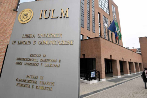 “Scusate, ho fallito negli studi”: un’altra giovane universitaria si toglie la vita 7