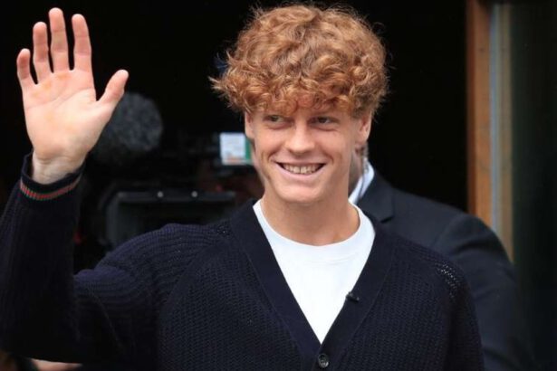 Jannik Sinner investe i 6 milioni vinti in Arabia in beneficenza: "A breve ci sarà la mia fondazione" 9