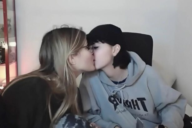 Chi è Jenny De Nucci, ex fidanzata di Ariete a cui dedica "Mare di guai" 9