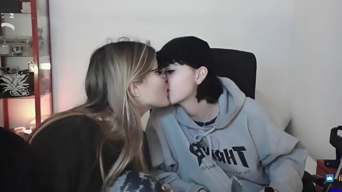 Chi è Jenny De Nucci, ex fidanzata di Ariete a cui dedica "Mare di guai" 11