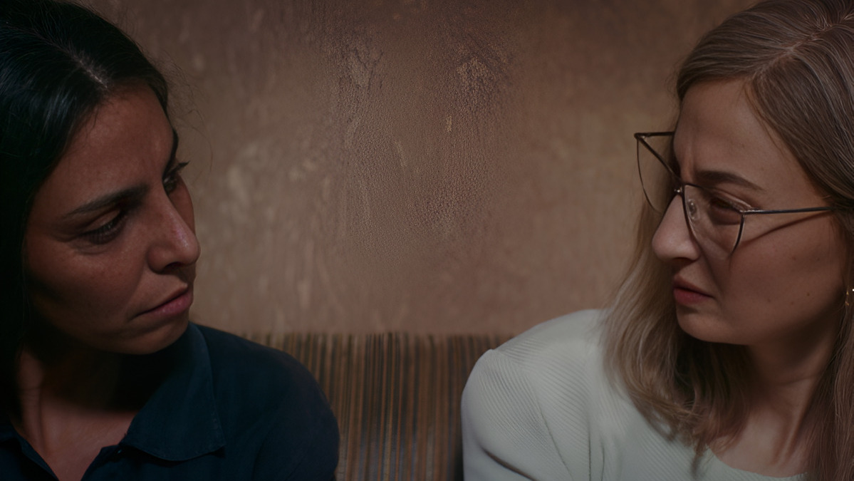 Il New York Times celebra L'amica geniale: "Una serie TV da amare" 17