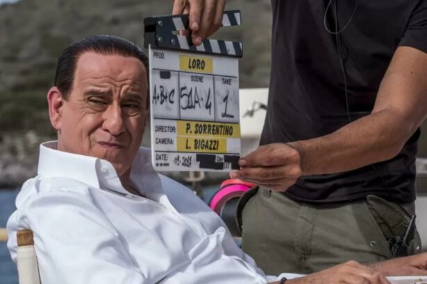 Loro, il film di Sorrentino su Berlusconi non disponibile in streaming torna al cinema: ecco dove 19