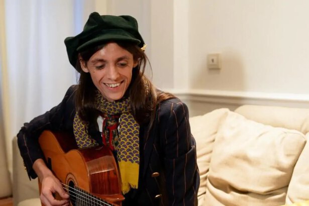 La canzone di Lucio Corsi come terapia: bambino con mutismo selettivo riesce a cantarla 19