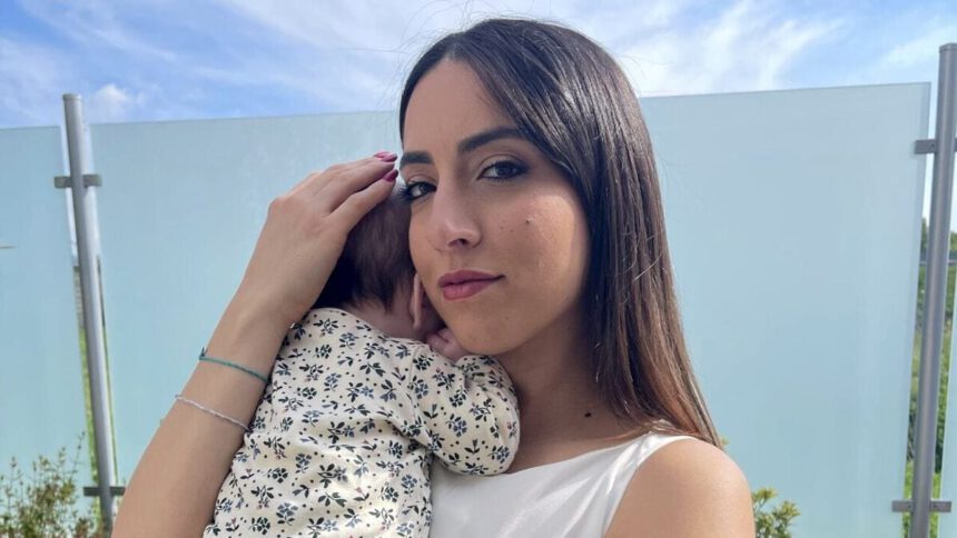 Diventa mamma dopo un tumore raro. A Pavia trovano una cura solo per lei: “Primo caso al mondo” 1