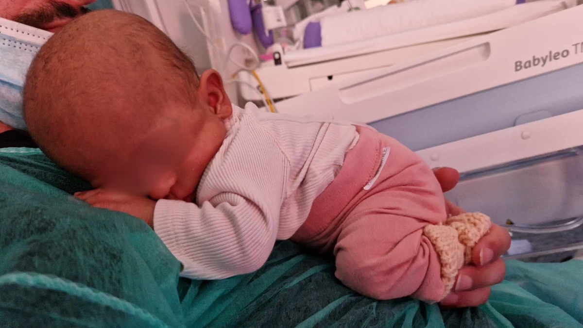La resilienza dell'essere madre: "Quando mia figlia è nata pesava meno di un pacco di pasta" 1