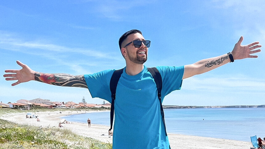 Il padre di Manuel Cientanni, giovane cuoco disperso in mare: "Con l'aiuto di tutti lo ritroviamo" 2 Il padre di Manuel Cientanni, giovane cuoco disperso in mare: "Con l'aiuto di tutti lo ritroviamo" 1