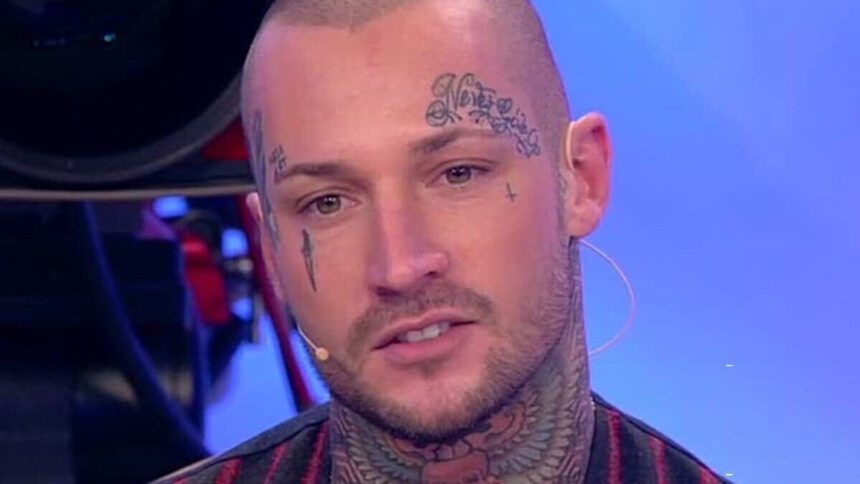 Chi è Manuel Vallicella, l’ex tronista di uomini e donne che si è tolto la vita 1