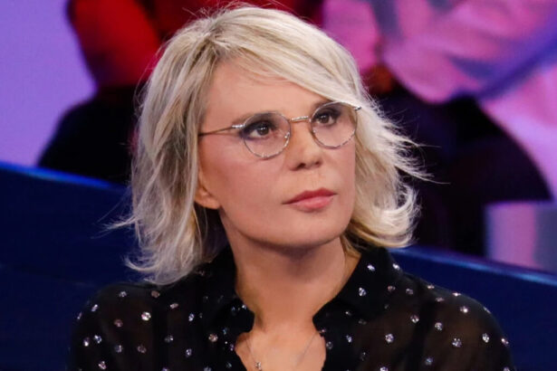Maria De Filippi, guadagni da record nel 2022: incassi milionari e boom di utili 17