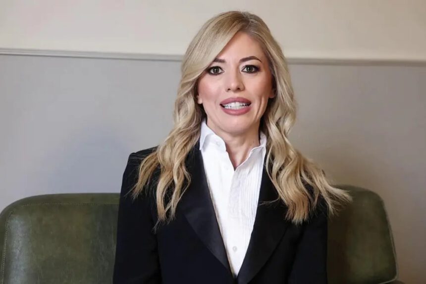 Curriculum Vitae di Maria Rosaria Boccia, lauree e docenze smentite, LinkedIn cancellato 1