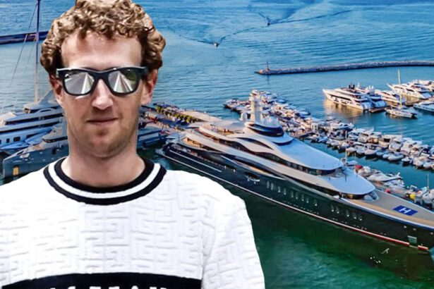 Mark Zuckerberg sceglie la Costiera Amalfitana: la vacanza in yacht da 300 milioni 22