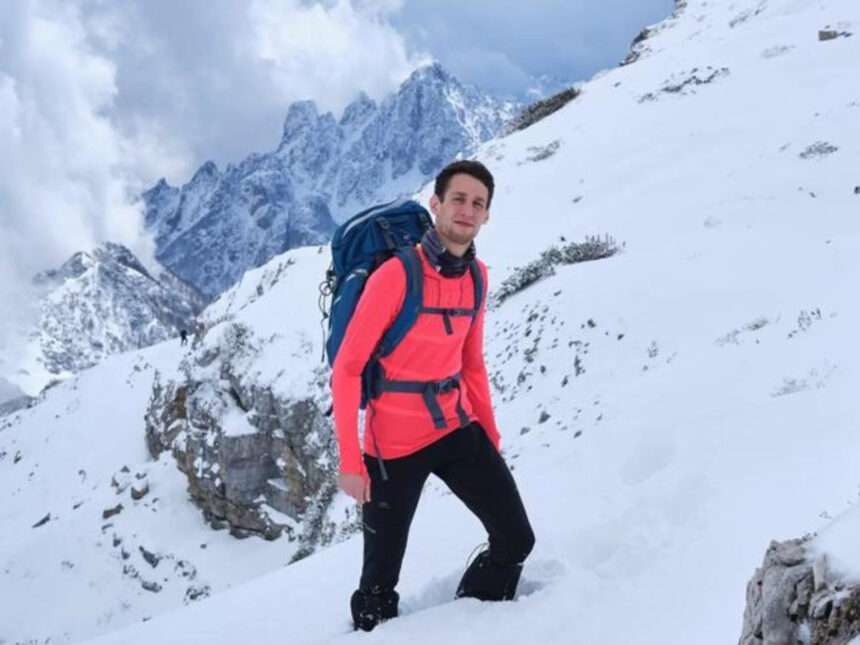 Marmolada, parla sopravvissuto: "La valanga mi ha travolto, ecco come mi sono salvato" 2 Marmolada, parla sopravvissuto: "La valanga mi ha travolto, ecco come mi sono salvato" 1