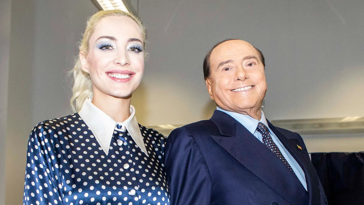 Il delicato ruolo di Marta Fascina, compagna del Cav: "Gestisce tutti i contatti ed è sempre con lui" 17
