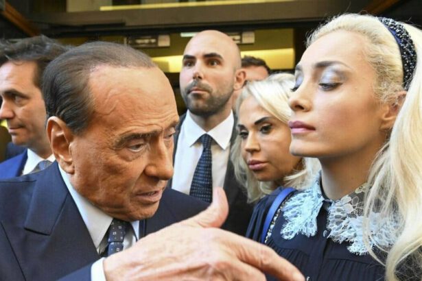 Che ne sarà di Marta Fascina? L’ultima moglie di Berlusconi rimasta accanto “fino all’ultimo respiro” 15