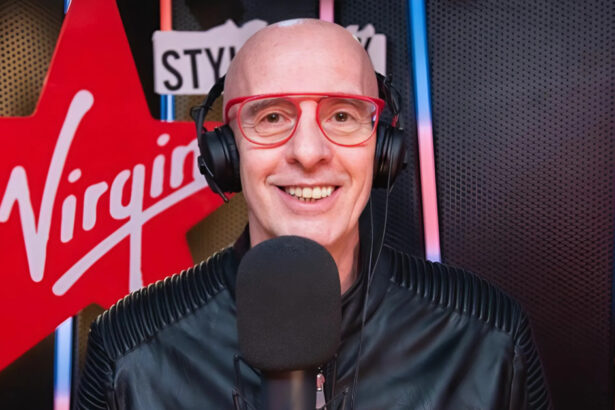 Addio a Massimo Cotto, speaker di Virgin Radio: "Ci hai sempre dato il buongiorno con il sorriso" 7