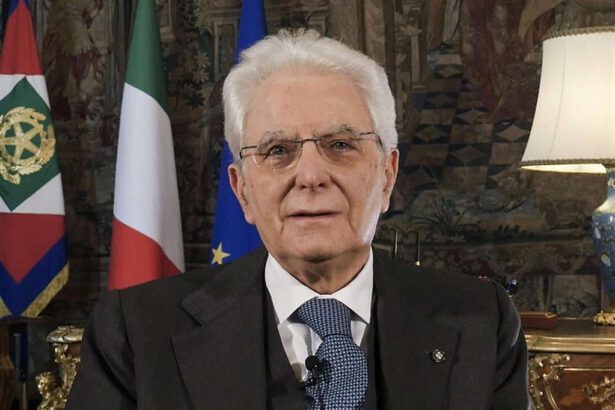 Mattarella consegna la Stella al Merito del Lavoro 2024: chi sono i dipendenti che si sono distinti? 6