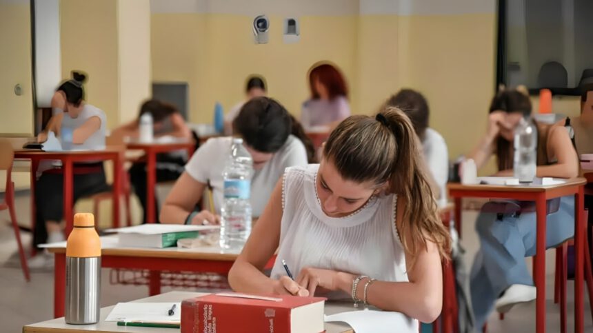 Maturità 2024, le toto-tracce: da Calvino a Oppenheimer e tutte le ricorrenze da ricordare 2 Maturità 2024, le toto-tracce: da Calvino a Oppenheimer e tutte le ricorrenze da ricordare 1