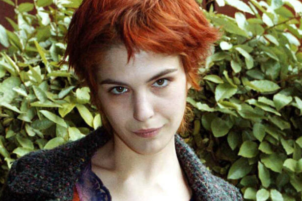 Chi è Monica Comegna, l'attrice che si è spenta a 43 anni per una febbre alta 6