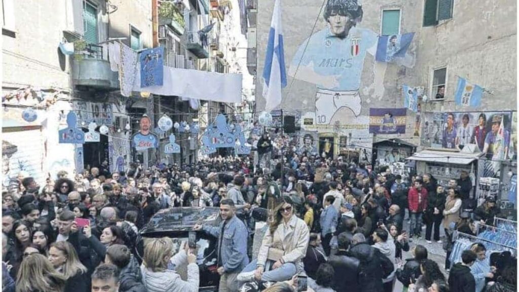 Il Napoli conquista il suo scudetto: pareggia e vince 3