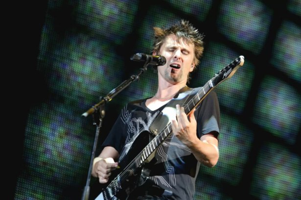 15 canzoni che parlano di ansia e attacchi di panico che ti faranno sentire capito 7