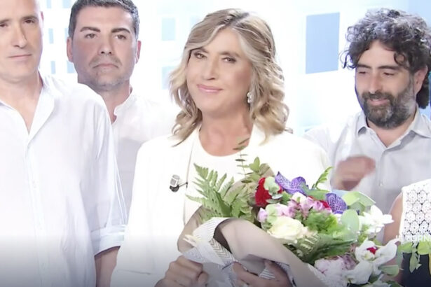 Myrta Merlino dice addio in lacrime a La7: "Ci vediamo presto". Quale sarà il suo futuro? 14