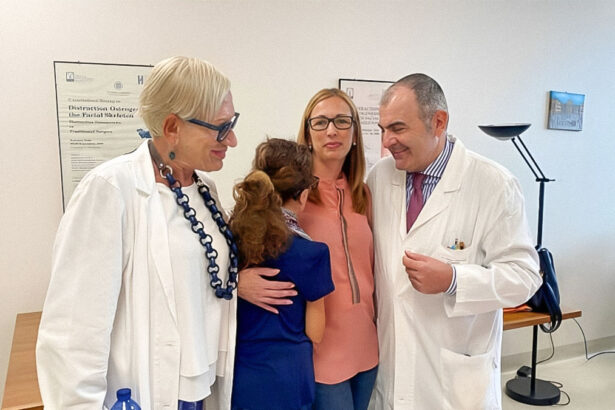 Nata con la bocca serrata per la rara Sindrome di Nager: "Aurora può sorridere dopo un'operazione di 10 ore" 5