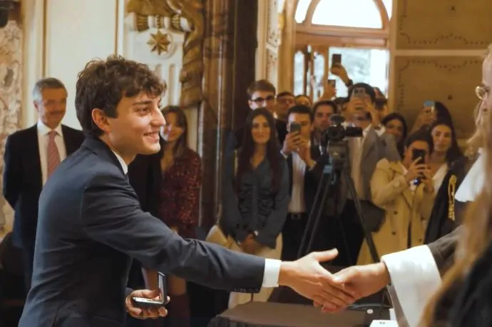 Chi è Nicola Vernola, 20 anni e più giovane avvocato d'Italia, aspirante presidente del Bari 3