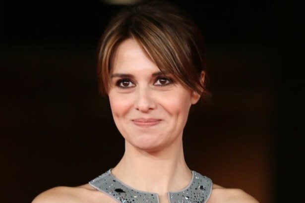 Paola Cortellesi: "Ho conosciuto donne vittime di violenza, usano il loro potere per aiutarne altre" 15