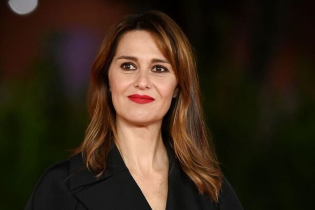 Paola Cortellesi: "In C'è ancora domani racconto le donne a cui hanno fatto credere di essere invisibili" 11