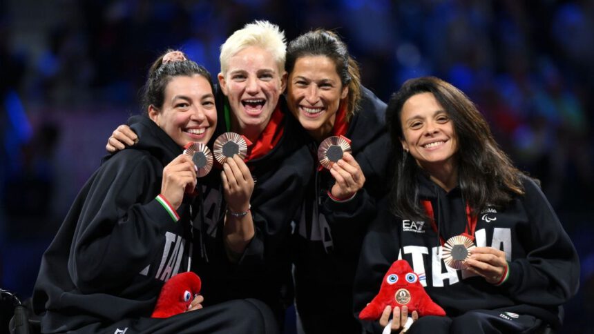 Paralimpiadi di Parigi 2024, record di medaglie per l'Italia: "Abbiamo fatto la rivoluzione" 2 Paralimpiadi di Parigi 2024, record di medaglie per l'Italia: "Abbiamo fatto la rivoluzione" 1